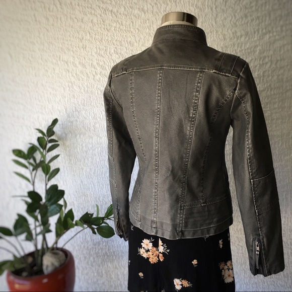 Maude Vegan Leather Moto Jacket - Picture 4 of 10